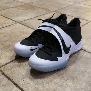 Nike Men's Force Trout 6 Turf